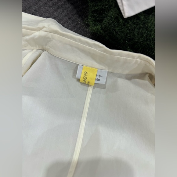 Akris eggshell dress shirt - Picture 5 of 10